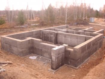 Изграждане на фундамент за жилищна сграда