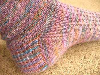 Jak pletené ponožky s pletacími jehlicemi - Jak pletené dětské ponožky s jehlami, Video, schéma