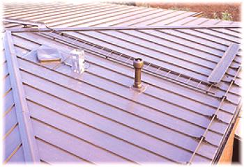 Сгъване на покрива със собствените си ръце: материали, технология за монтаж, възли