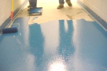 Какво боя рисува бетонния под - износоустойчиви бои за бетонни подове