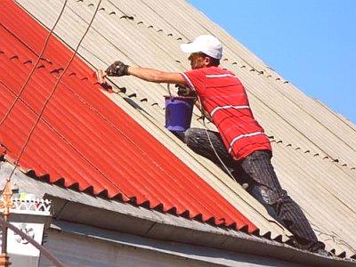 Co malovat na střeše domu: jak malovat, malovat na břidlice