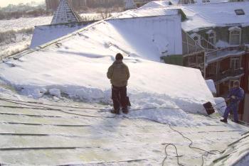 Střecha proti mrazu, čištění ledu, instalace systémů, fotografie a video