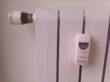 Měřič tepla na baterii: princip fungování čidla topení v bytě