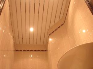 Релси за тавана на банята - инструкции за монтаж, видео