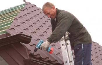 Метални плочки: инструкции за монтаж - как правилно да направите покрив, подробности за видео и снимки