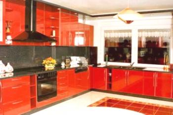 Červená kuchyně: fotografie, nápady interiérového designu, dekorace a doplňky