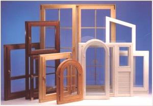 Kombinovaná okna kombinují dřevo a plast