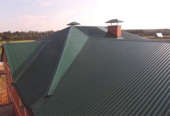 Instalace střechy z vlnité lepenky - instrukce, příklady na fotografii a videu