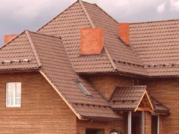 Jak vypočítat střechu budovy: výška a zatížení, materiály a kvadratura