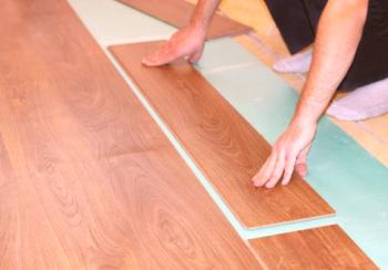 Jak dát laminát na podlahu vlastníma rukama
