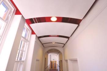 Jak udělat strop z PVC panelů: škola opravy
