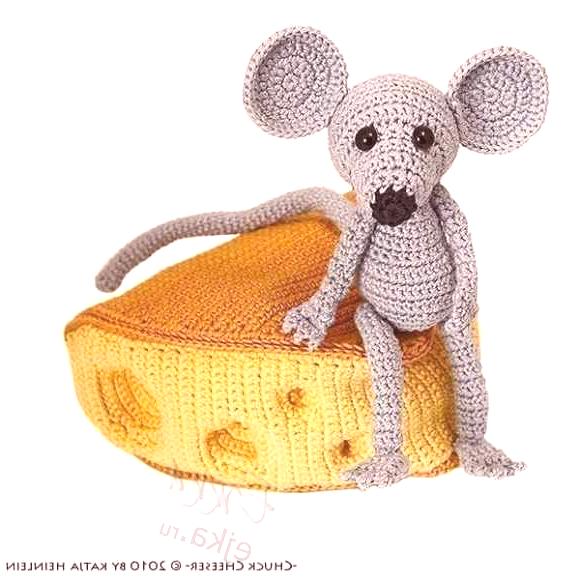 Плетена играчка, модел на плетене - Мишка със сирене
