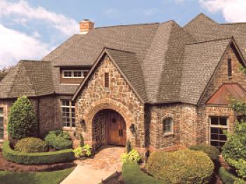 Co pokrývat střechu domu: co zavřít, nalijte nebo zakryjte střechu lépe?