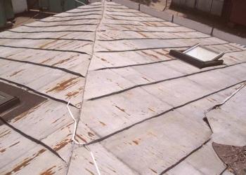 Popravak lažnog krova - čvorovi, ljepilo i ograda na krovu, čije su težine netočne, primjeri video + fotografije