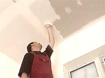 Kako spackle strop od suhozidom