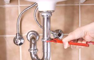 Смяна на тръбите в банята с видео инструкции за ръцете