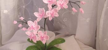 Орхидея от мъниста: майсторски клас