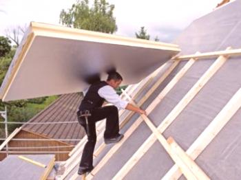 Как да се изолира покрив в частен дом със собствените си ръце: видове материали, критерии за избор, инсталация нюанси
