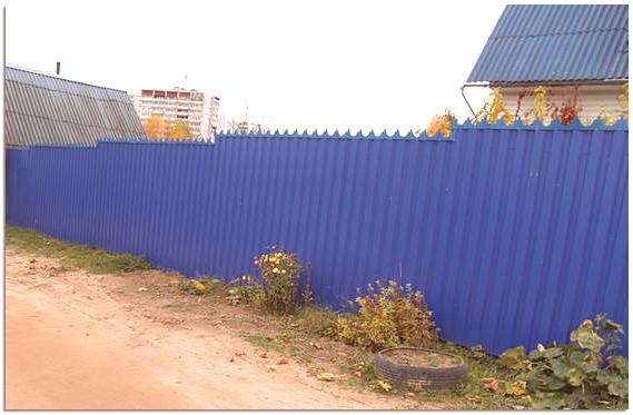 Как да се изгради ограда от профила лист - реда на изпълнение на строителните работи