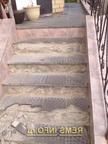 Ремонт на стълби от веранда от бетон със снимка
