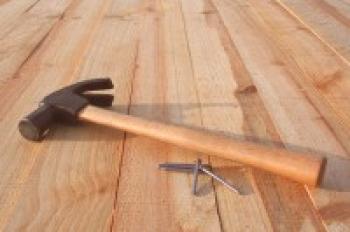 Co dělat, když jsou dřevěné podlahy vroubkované - vylučují vrzání podlahy