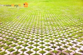 Proč používat trávníkový gril na ekologickém parkovišti a zda jej lze instalovat samostatně