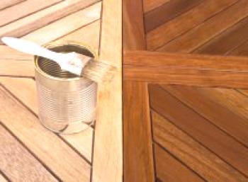 Malty pro dřevěnou podlahu: přehled skladů pro tónování parket a masivní desky