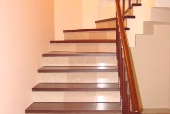 Obklad betonových schodů: možnosti designu