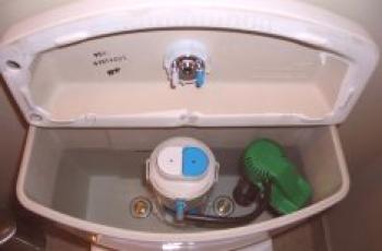 Kako popraviti straniščno školjko ali popraviti stranišče z lastnimi rokami