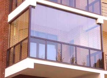 Финландско остъкляване на балкони: монтаж и характеристики
