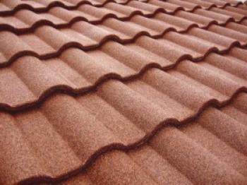 Какво по-добре е да покриеш покрива на къщата и как да покриеш покрива на хамбара?