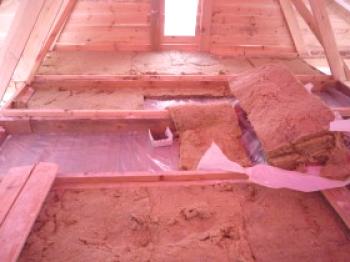 Zahřívání střechy vany: materiály, jak a co se zahřívat?