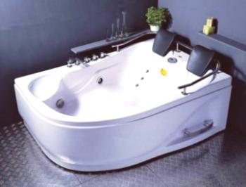 Malá rohová vana v koupelně: foto, design, výběr formy a materiálu výroby