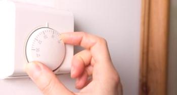 Regulátory teploty pro infračervené ohřívače: druhy termorelektrických článků, princip činnosti termostatu