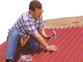 Oprava střechy domu vlastníma rukama